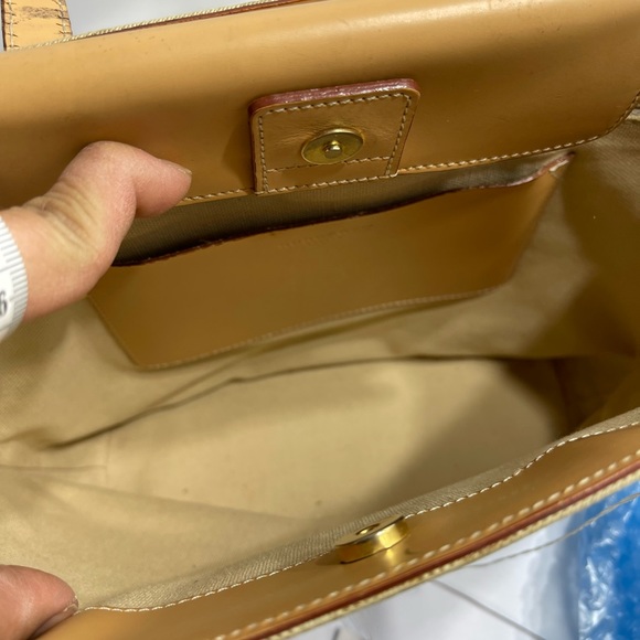 Burberry Hand Bag in Tan color. - Picture 7 of 9